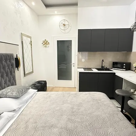Bellamy-Modern Studio Apartment,Free Garage Zagreb Exterior photo